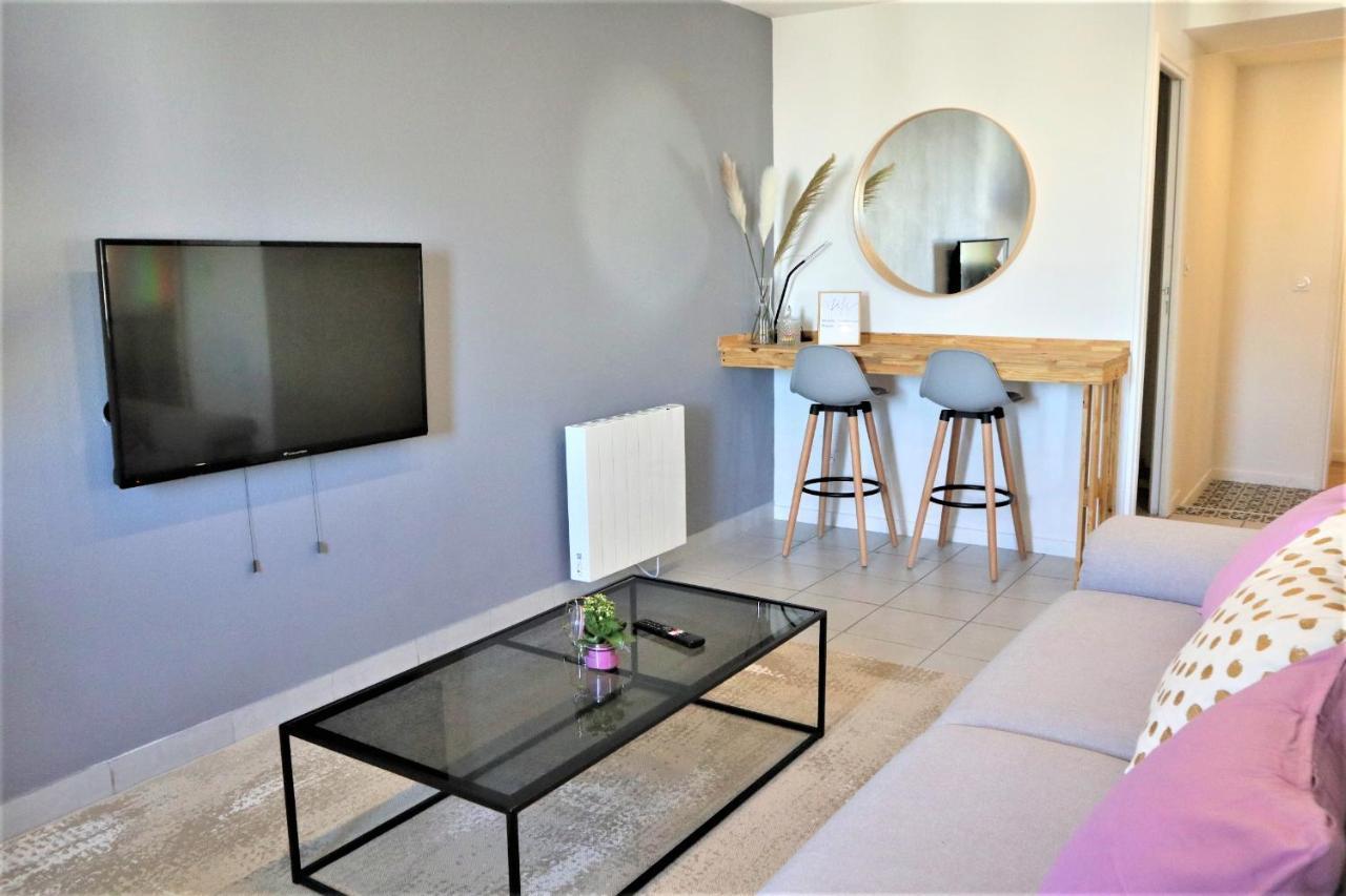 5 Mn Zenith Grande Halle Auvergne,Pied De Gergovie,Garage,Netflix Romagnat 외부 사진